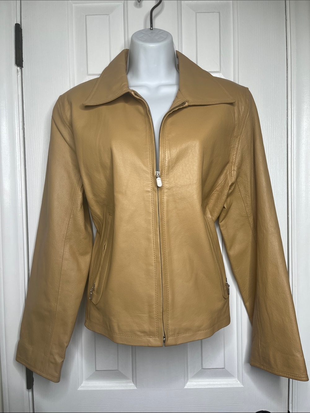 Tan Leather Jacket Plain Zip Up Pockets Vintage Newport News NWOT Size 8